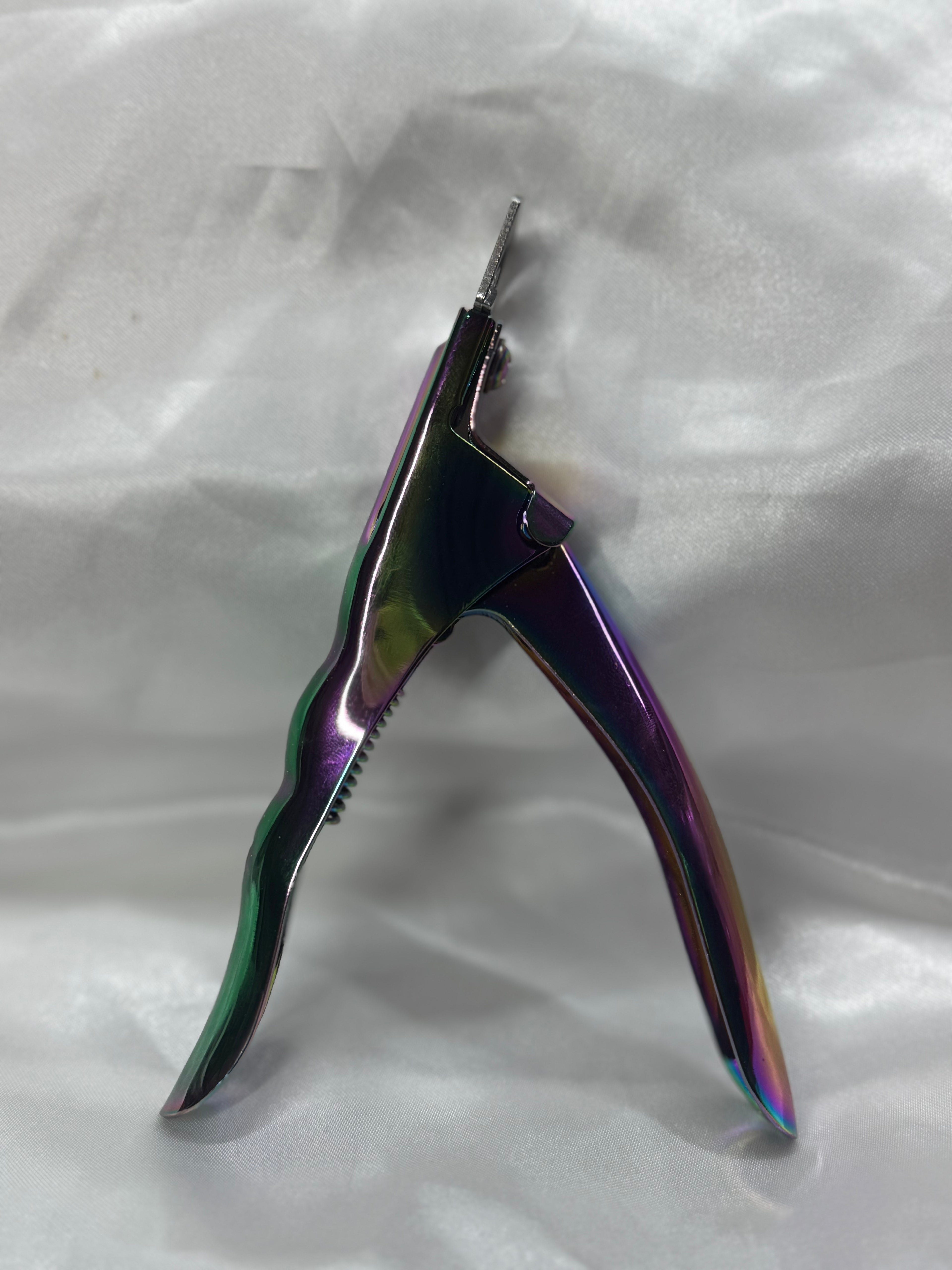 Nail tip clipper